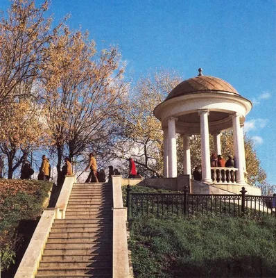 Беседка Островского, Кострома / Gazebo of Ostrovsky, Kostroma Stock Photo -  Alamy