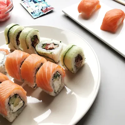 Высокая японская кухня - SushiHoll - cуши, роллы и сеты с доставкой в Днепре