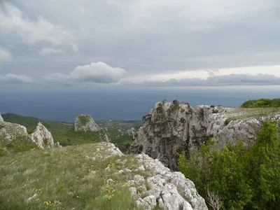 Чертова лестница (Шайтан-Мердвен), Мердвен-Кая и Мердвен-Каясы —  Однодневные походы по Крыму