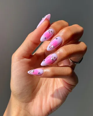 Инкрустация ногтей стразами.... - Elena Grama Nail Academy | Facebook