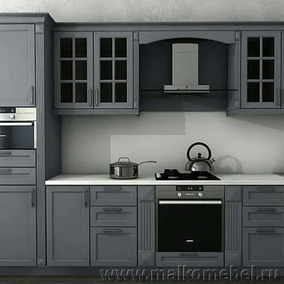 Итальянская кухня Aida фабрики Stosa Cucine. Фасады – массив ореха