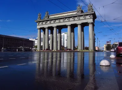 О Петербурге - Московский район Санкт-Петербурга: Московские ворота, парк  Победы, Чесменская церковь, площадь Победы