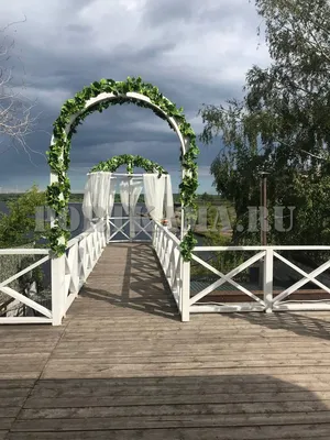 Свадебная беседка с балконом-ротондой