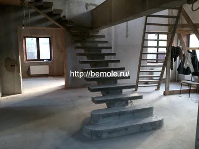 Заказать лестницы на больцах. Компания GermanStairs применяет оригинальные  немецкие технологии и комплектующие