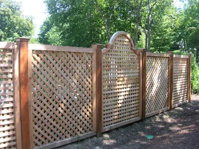 Оригинальные заборы | Backyard fences, Garden fence, Backyard garden