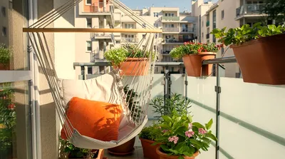 Как обустроить открытый балкон своими руками - Look at Home | Small balcony  design, Balcony design ideas, Balcony decor