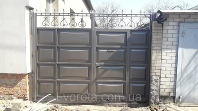 Распашные ворота с калиткой из профнастила, код: Р-01112 (ID#1385157122),  цена: 31200 ₴, купить на Prom.ua